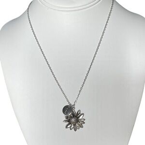 Sunflower pendant on chain with L charm NWOT